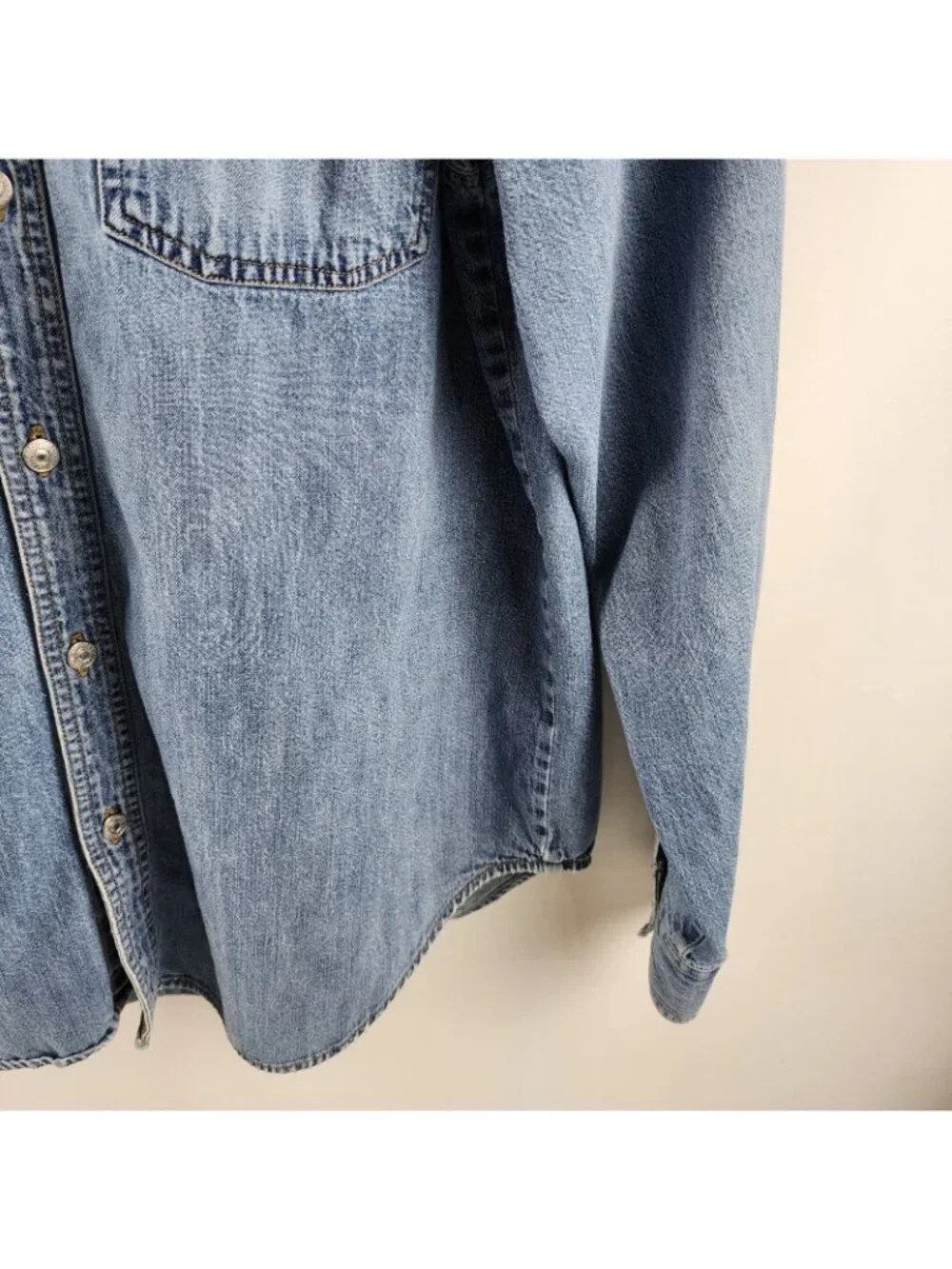 Vintage LEVIS Denim Mens Large Red Tab Label L/S Button Up